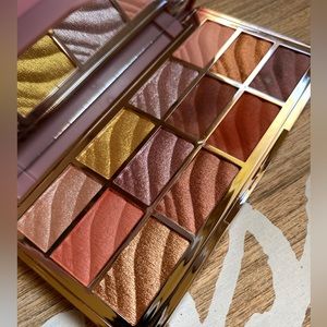 THE VELVET PALETTE BY CIATÉ LONDON